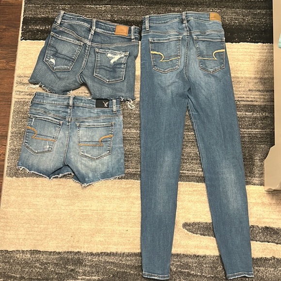 American Eagle 2 Shorts size 2&4 and Skinny Jeans size 4 - Picture 2 of 4